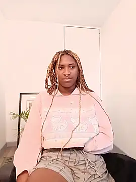 EvonyFoxxx online show from 02-01-26, 05:33