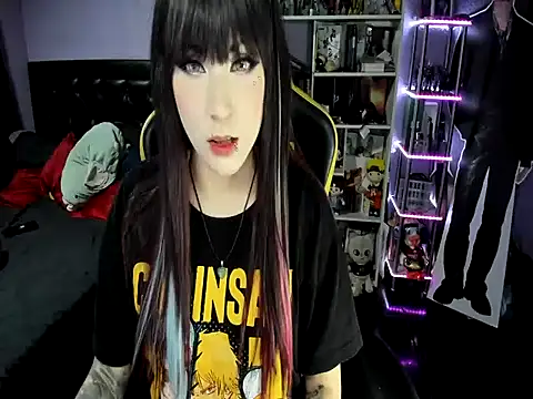 Yummy dark online show from 11-25-25, 06:35