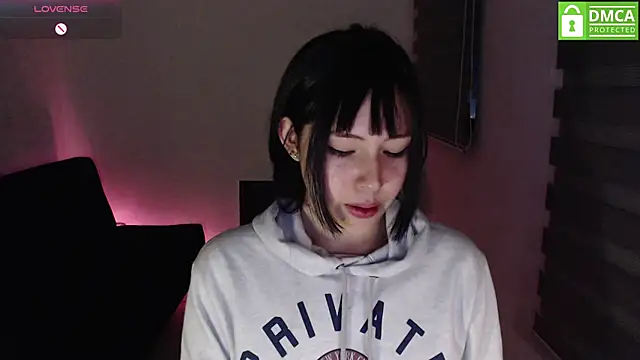 Snapshot of just_meko chatting on 05-30-26, 06:43 just meko online show from 05-30-26, 06:43