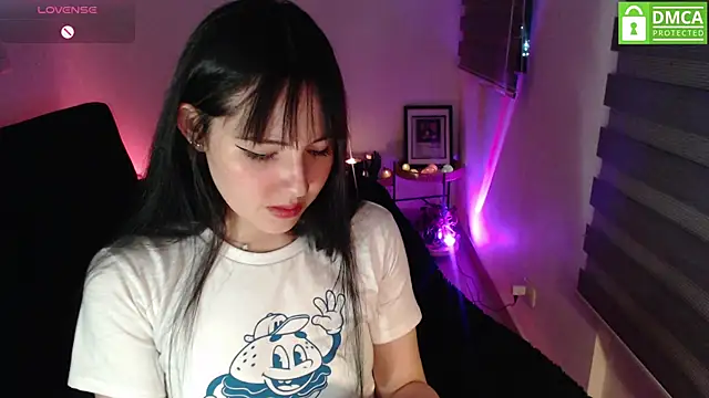 Snapshot of just_meko chatting on 06-22-26, 01:29 just meko online show from 06-22-26, 01:29