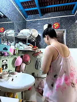 Snapshot of Okleotina9 chatting on 02-15-26, 04:42 Okleotina9 online show from 02-15-26, 04:42