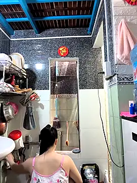 Snapshot of Okleotina9 chatting on 03-18-26, 04:15 Okleotina9 online show from 03-18-26, 04:15