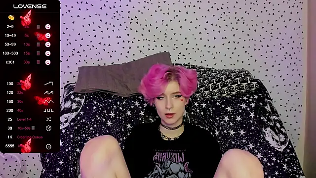 Snapshot of Angel_Julles chatting on 02-14-26, 05:26 Angel Julles online show from 02-14-26, 05:26