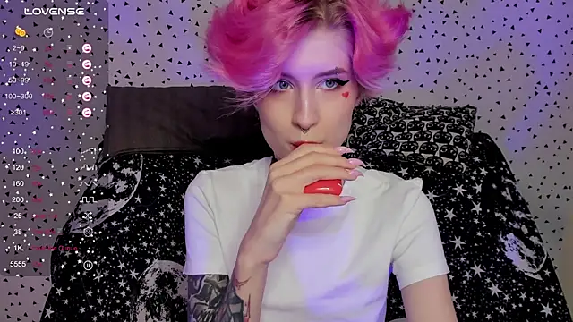 Snapshot of Angel_Julles chatting on 02-18-26, 09:05 Angel Julles online show from 02-18-26, 09:05