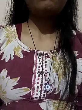 Snapshot of HOT_SANVI_25 chatting on 11-02-25, 10:39 HOT SANVI 25 online show from 11-02-25, 10:39