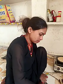 Snapshot of Cute_Arushi chatting on 11-30-25, 04:49 Cute Arushi online show from 11-30-25, 04:49