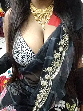 Snapshot of Rithikasangupta chatting on 11-08-25, 03:34 Rithikasangupta online show from 11-08-25, 03:34
