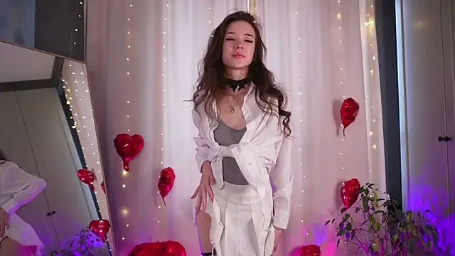 tinyanie online show from 02-15-26, 07:05