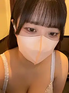 Snapshot of emiri_da_nyan chatting on 03-09-26, 12:42 emiri da nyan online show from 03-09-26, 12:42