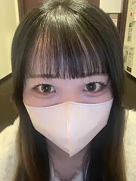 Snapshot of emiri_da_nyan chatting on 03-20-26, 11:26 emiri da nyan online show from 03-20-26, 11:26