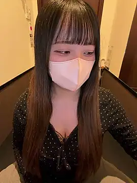 Snapshot of emiri_da_nyan chatting on 03-31-26, 10:59 emiri da nyan online show from 03-31-26, 10:59