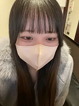 Snapshot of emiri_da_nyan chatting on 04-02-26, 11:19 emiri da nyan online show from 04-02-26, 11:19