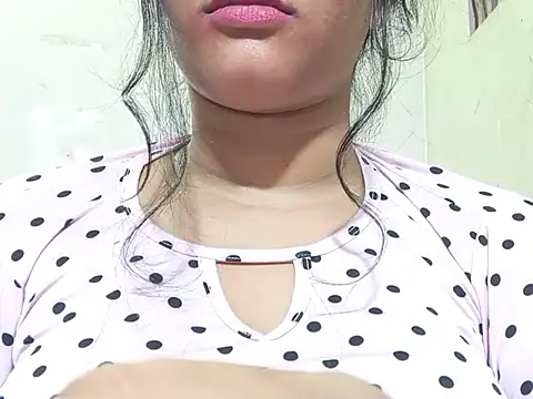 Nancy queen001 online show from 11-08-25, 09:13