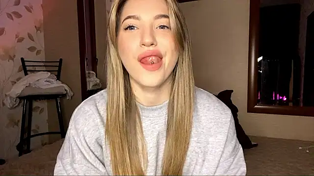 OrethaEredia online show from 02-01-26, 05:22