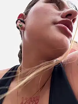 Crystall 15 online show from 03-10-26, 08:25