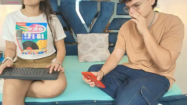 Zoe And Dylan  online show from 11-11-25, 12:16