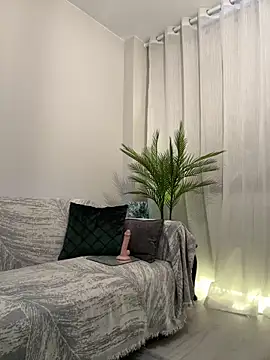 Snapshot of HotLdyllic chatting on 02-28-26, 01:23 HotLdyllic online show from 02-28-26, 01:23