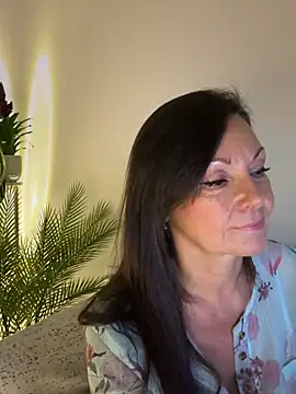 HotLdyllic online show from 04-30-26, 04:13