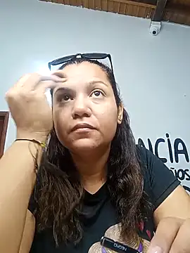 Samaraa Lee online show from 11-10-25, 11:42