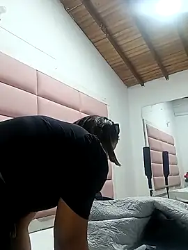 Samaraa Lee online show from 02-05-26, 12:21