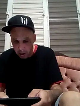 Snapshot of feoGG197 chatting on 11-27-25, 12:35 feoGG197 online show from 11-27-25, 12:35