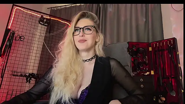 Snapshot of Liya_Liss chatting on 04-06-26, 06:36 Liya Liss online show from 04-06-26, 06:36