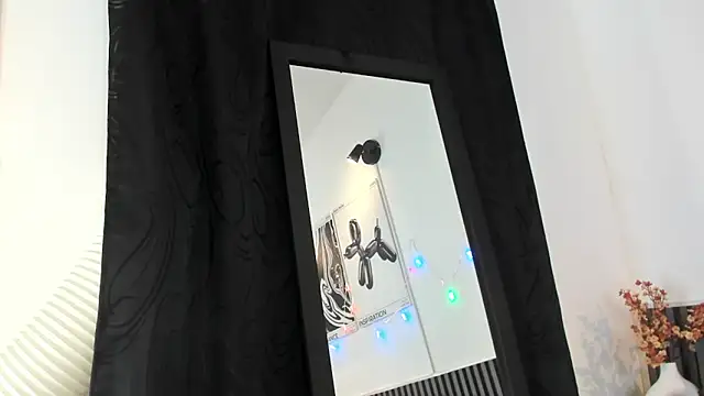 Cloe Bonne online show from 12-22-25, 07:33