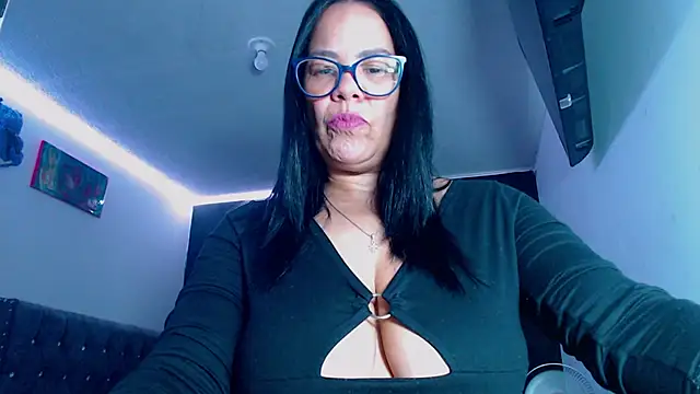 sofia lopez70 online show from 05-14-26, 12:56