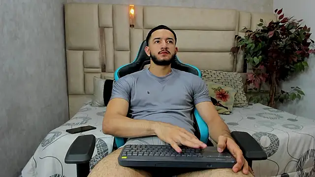 vitaly   online show from 01-19-26, 04:00