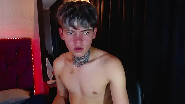 frankboyx online show from 11-16-25, 07:52