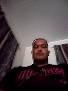 Snapshot of Cayde36 chatting on 12-18-25, 08:09 Cayde36 online show from 12-18-25, 08:09