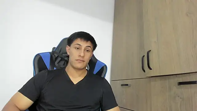 dorman boy online show from 12-02-25, 09:10