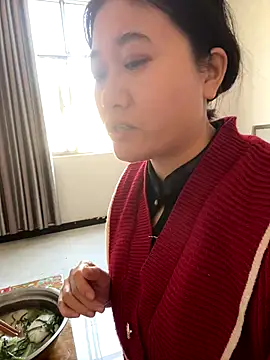 Snapshot of daaqnn chatting on 11-16-25, 12:38 daaqnn online show from 11-16-25, 12:38