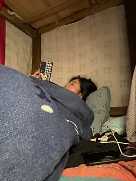 Snapshot of daaqnn chatting on 01-05-26, 11:19 daaqnn online show from 01-05-26, 11:19