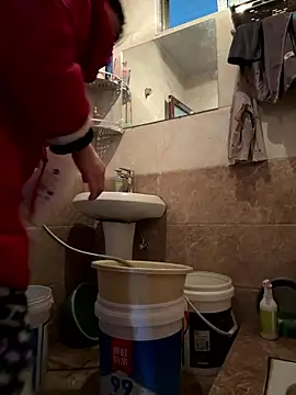 Snapshot of daaqnn chatting on 01-12-26, 11:32 daaqnn online show from 01-12-26, 11:32