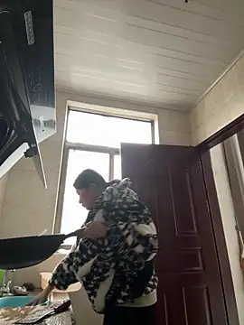 Snapshot of daaqnn chatting on 03-01-26, 01:18 daaqnn online show from 03-01-26, 01:18