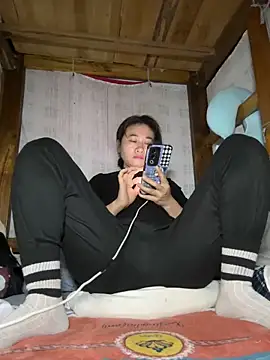 Snapshot of daaqnn chatting on 03-21-26, 11:15 daaqnn online show from 03-21-26, 11:15