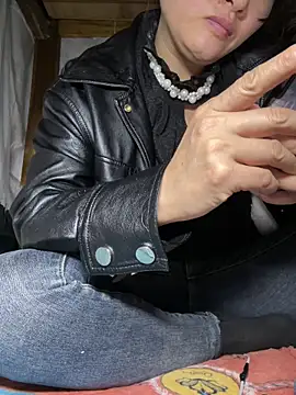 Snapshot of daaqnn chatting on 03-23-26, 12:09 daaqnn online show from 03-23-26, 12:09