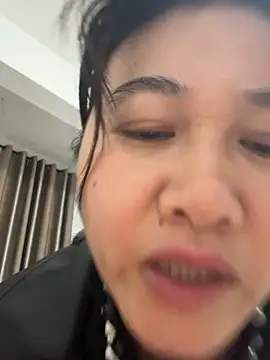 Snapshot of daaqnn chatting on 03-24-26, 12:21 daaqnn online show from 03-24-26, 12:21