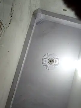 Snapshot of payalsaini06912 chatting on 11-19-25, 03:34 payalsaini06912 online show from 11-19-25, 03:34