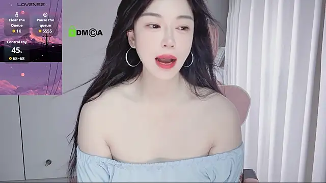 YunShan-33 online show from 05-15-26, 04:52