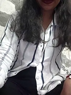 Snapshot of vijaylaxmi69 chatting on 11-11-25, 05:13 vijaylaxmi69 online show from 11-11-25, 05:13