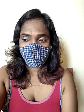 Queen-dhivya online show from 12-23-25, 07:39