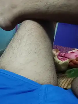 bearslove143 online show from 03-23-26, 08:40