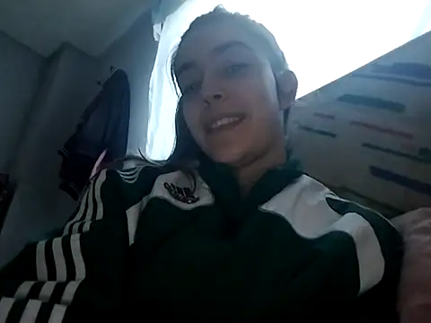 mooreenaa23 online show from 11-03-25, 04:19