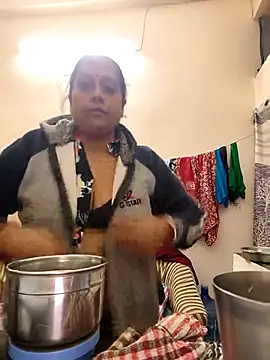 Hot-Sana2 online show from 11-08-25, 04:40