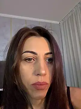 Snapshot of QueenofDestruction chatting on 11-01-25, 11:12 QueenofDestruction online show from 11-01-25, 11:12