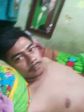 sandy300420 online show from 10-31-25, 07:26