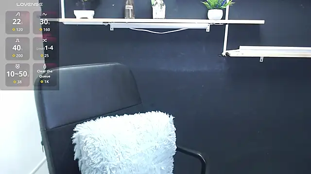 Lauryn Jones online show from 06-13-26, 04:38