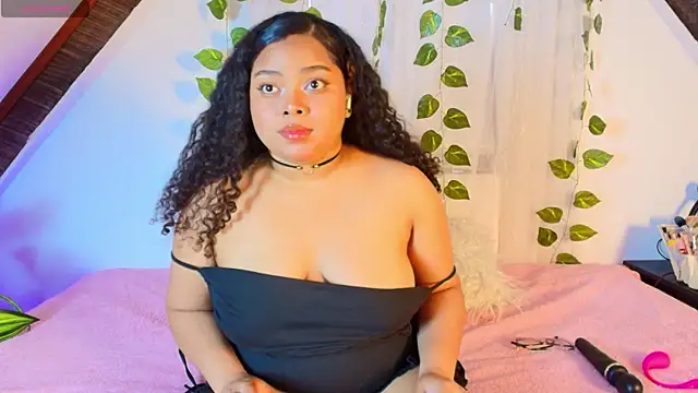 alanaa gomezz online show from 06-23-26, 05:44